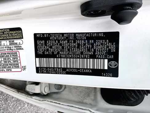 Used 2005 Toyota Camry LE FWD image 30