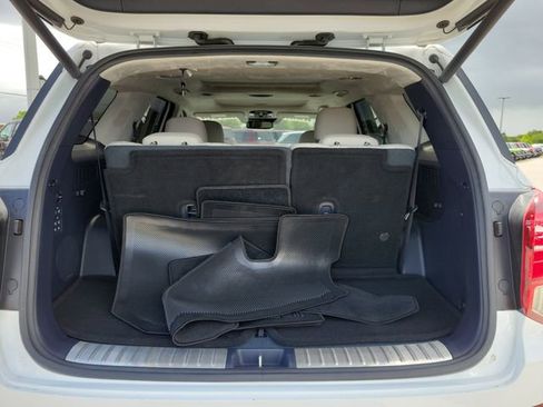 Used 2022 Hyundai Palisade Calligraphy w/ Cargo Package image 9