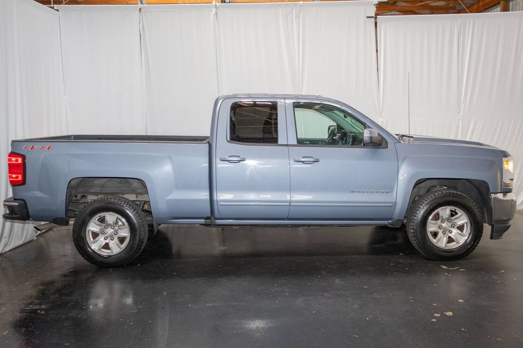 Used 2016 Chevrolet Silverado 1500 LT w/ All Star Edition AWD/4WD image 5