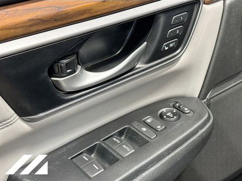 Used 2018 Honda CR-V EX-L image 19