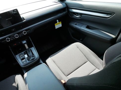 Used 2026 Honda CR-V LX image 11