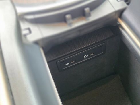 Used 2022 Mercedes-Benz GLC 300 image 29