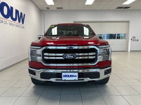 Used 2025 Ford F150 Lariat w/ Equipment Group 501A Mid AWD/4WD image 3