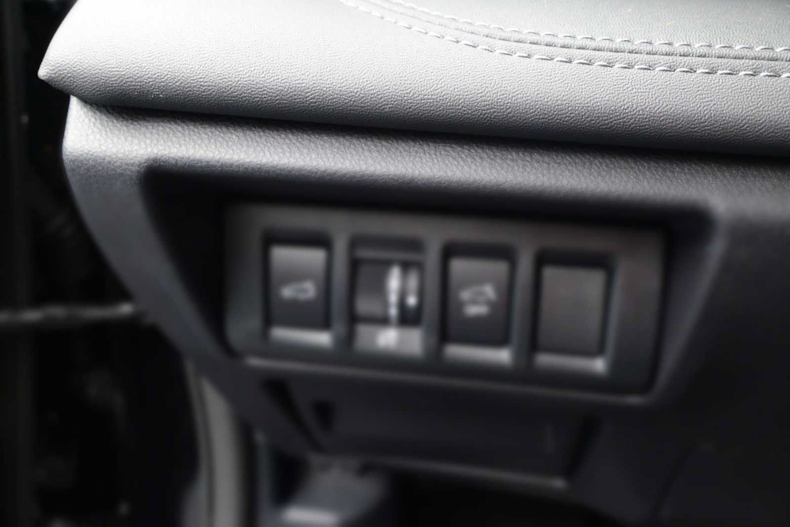 Used 2024 Subaru Outback Touring AWD/4WD image 23