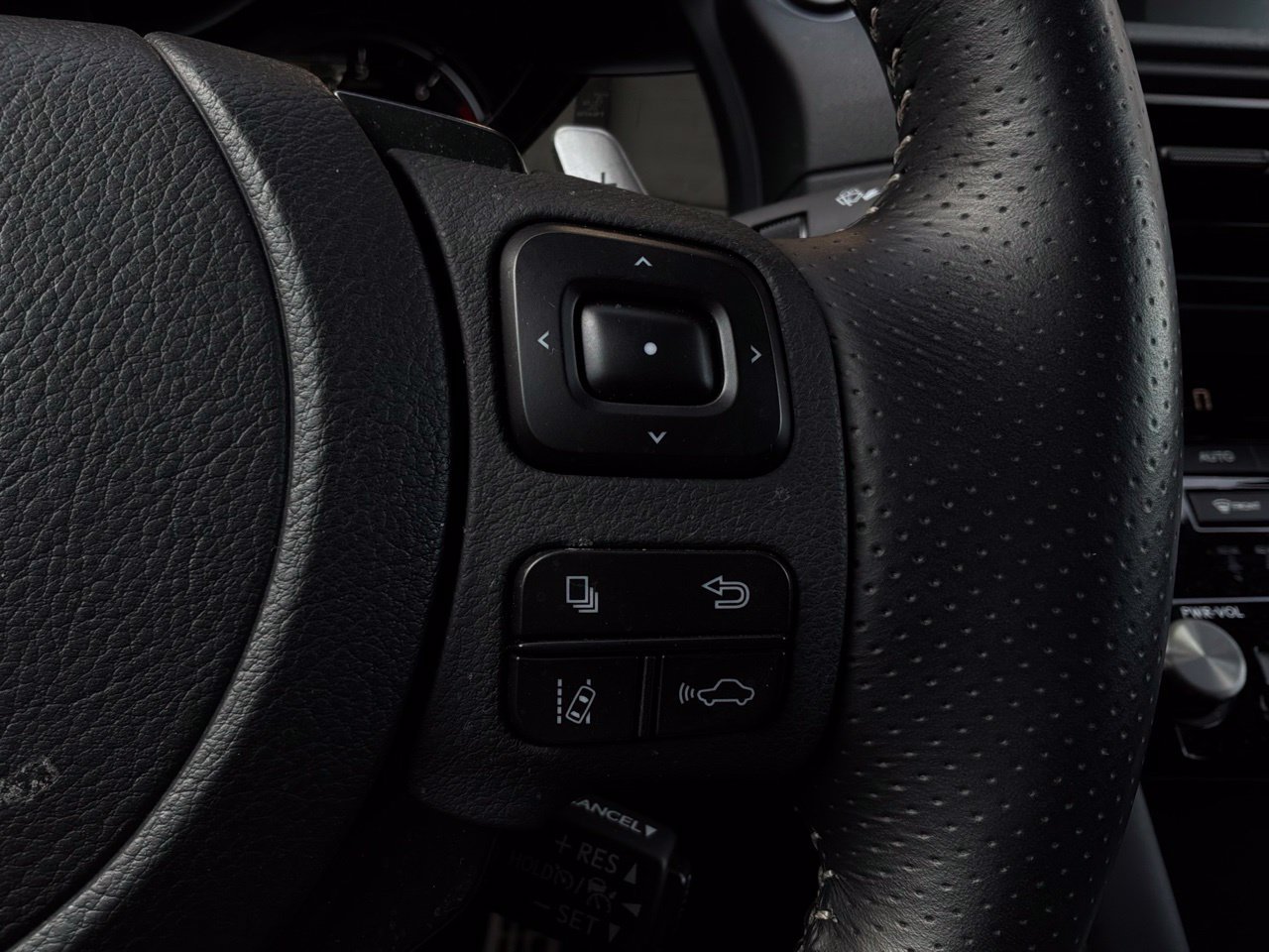 Used 2023 Lexus IS 350 F Sport w/ Memory Package RWD image 44