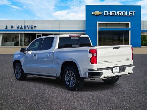 Certified 2020 Chevrolet Silverado 1500 High Country w/ Technology Package image 6