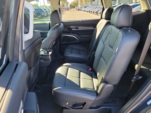 Certified 2024 Kia Telluride SX image 16