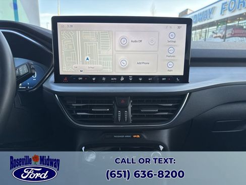 Used 2023 Ford Escape Platinum w/ Premium Technology Package image 18