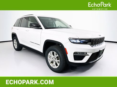 Used 2023 Jeep Grand Cherokee Limited image 1