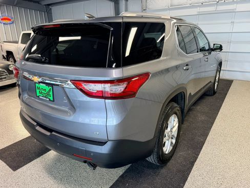 Used 2018 Chevrolet Traverse LT AWD/4WD image 3