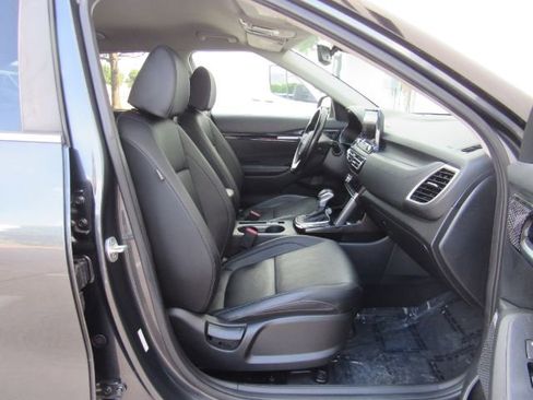 Used 2021 Kia Seltos SX image 19