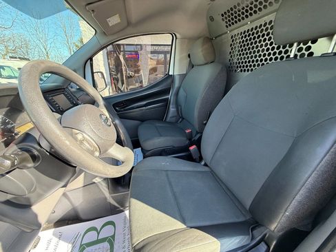 Used 2017 Nissan NV200 SV w/ Technology Package image 13
