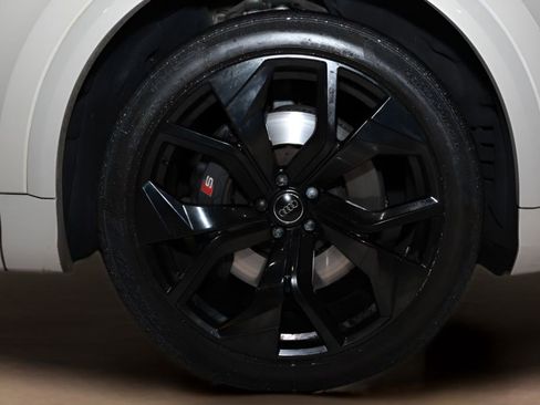 Used 2021 Audi SQ8 Premium Plus w/ SQ8 Black Optic Package image 33