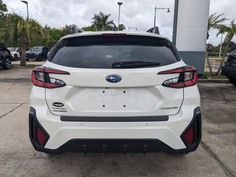 Certified 2025 Subaru Crosstrek 2.5i Limited w/ Popular Package #3A image 5