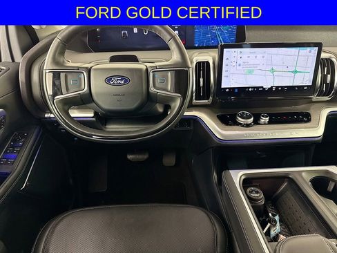 Certified 2025 Ford Expedition Max Platinum image 24
