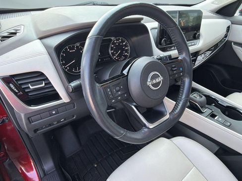 Used 2023 Nissan Rogue SL w/ SL Premium Package AWD/4WD image 4