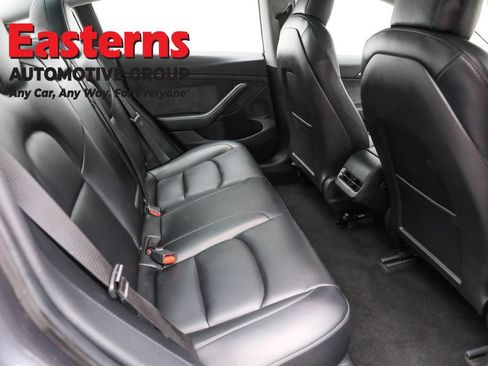 Used 2021 Tesla Model 3 Standard Range Plus image 22