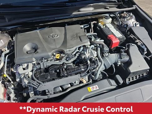 Used 2023 Toyota Camry XSE image 12