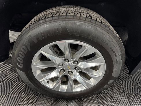 Used 2021 Chevrolet Silverado 1500 LTZ w/ LTZ Convenience Package II image 17