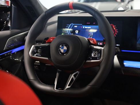 Used 2025 BMW M5 Touring w/ M Driver's Package image 22