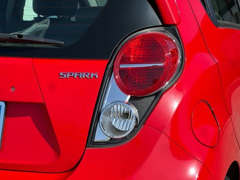 Used 2015 Chevrolet Spark LT image 26