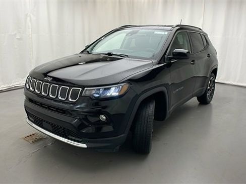 Used 2022 Jeep Compass Limited image 36