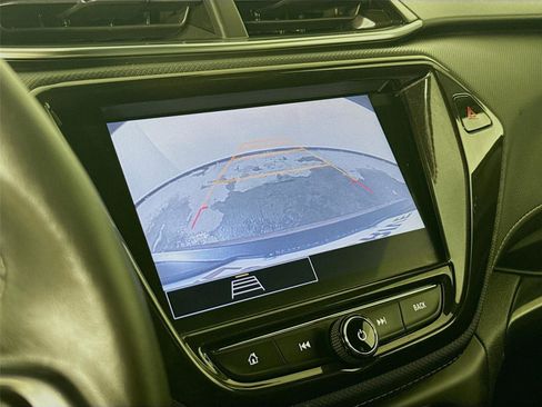 Used 2023 Chevrolet TrailBlazer ACTIV w/ Convenience Package image 13
