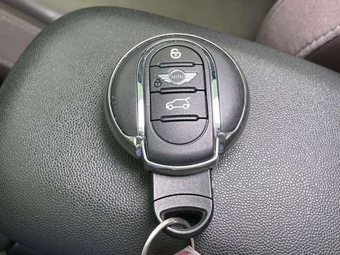 Used 2018 MINI Cooper S FWD image 35