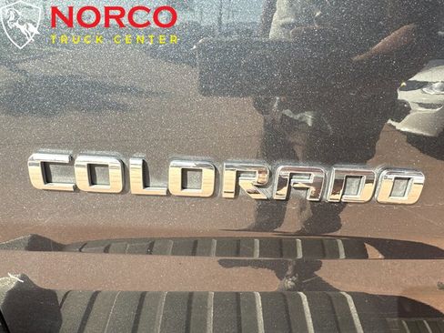 Used 2019 Chevrolet Colorado LT w/ LT Convenience Package image 12