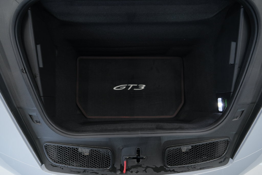 Used 2026 Porsche 911 GT3 RWD image 58