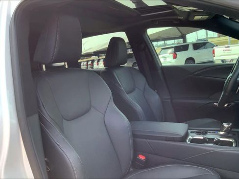 Used 2024 Lexus RX 350 Premium Plus w/ Convenience Package image 9