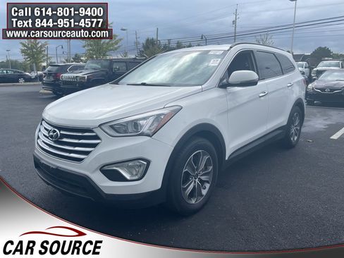 Used 2013 Hyundai Santa Fe GLS image 2