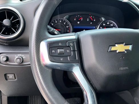 Used 2023 Chevrolet Blazer LT FWD image 18