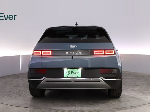 Used 2024 Hyundai Ioniq 5 SEL RWD image 15