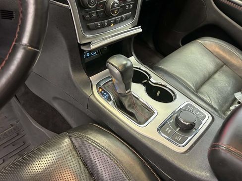 Used 2018 Jeep Grand Cherokee Trailhawk w/ Trailhawk Luxury Group AWD/4WD image 24