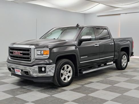 Used 2015 GMC Sierra 1500 SLT w/ SLT Preferred Package AWD/4WD image 4