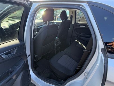 Used 2018 Ford Edge SE w/ Cargo Accessory Package image 6