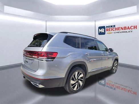 Used 2026 Volkswagen Atlas SE FWD image 4