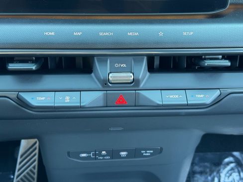 Used 2024 Kia EV9 GT-Line image 30