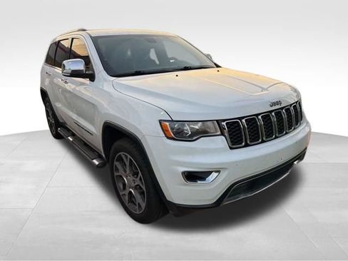 Used 2019 Jeep Grand Cherokee Limited w/ Trailer Tow Group IV image 27