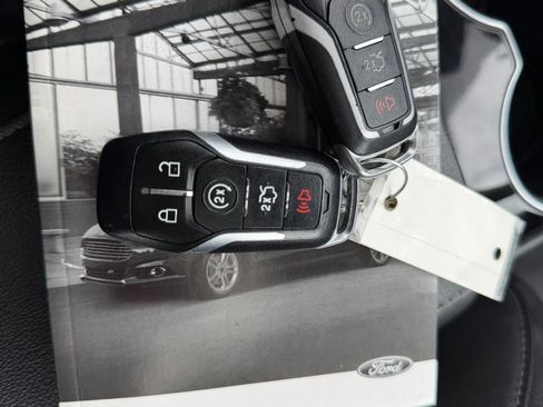 Used 2016 Ford Fusion Energi Titanium w/ Driver Assist Package image 20