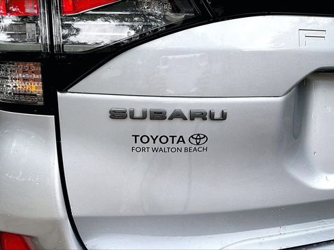Used 2025 Subaru Forester Premium AWD/4WD image 26