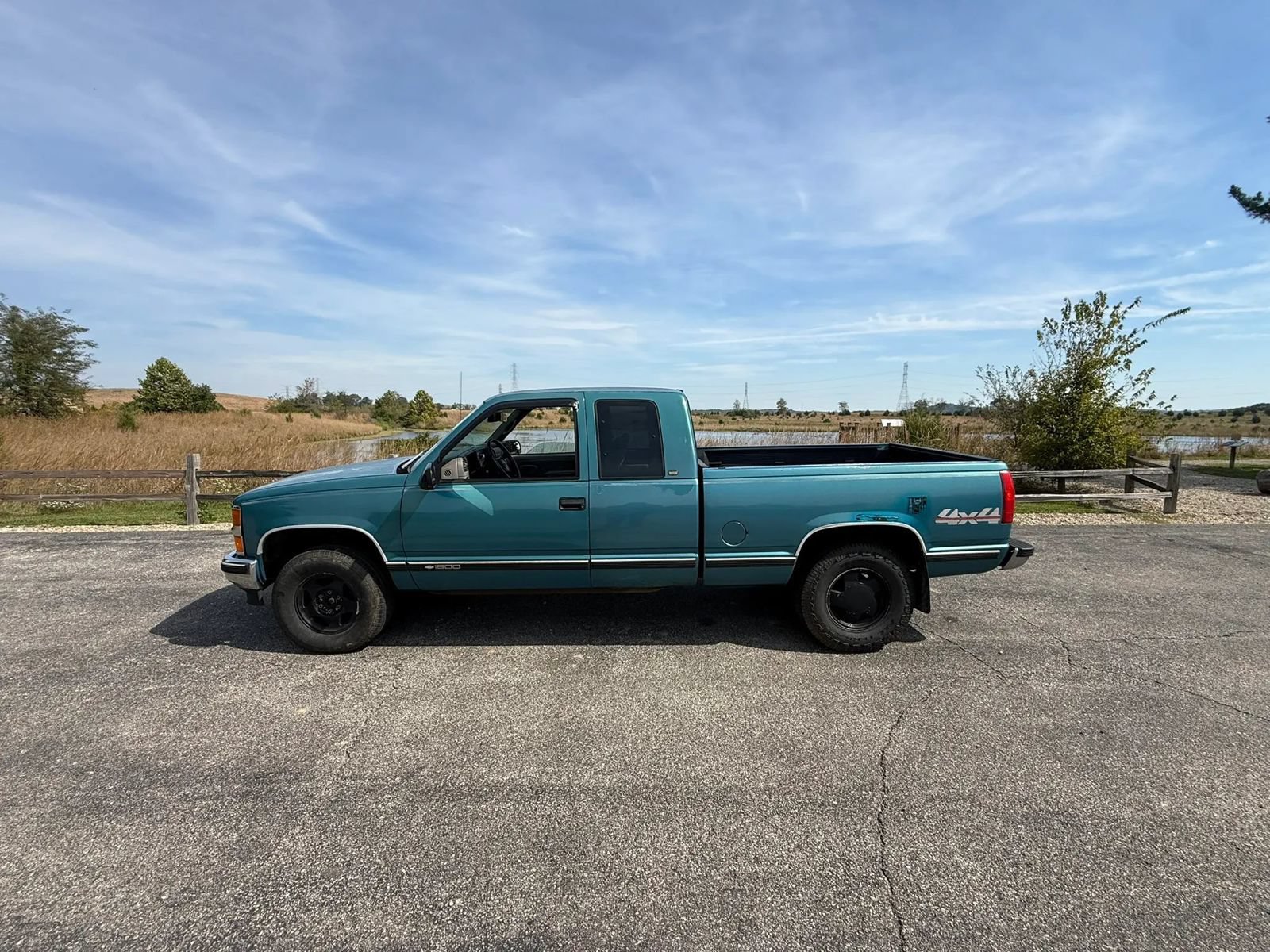 Used 1998 Chevrolet Silverado 1500 4x4 Extended Cab w/ Preferred Equipment Group 2 image 8
