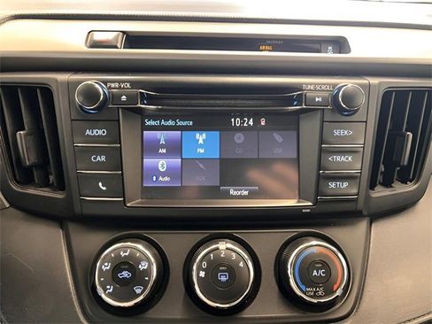 Used 2016 Toyota RAV4 LE image 12