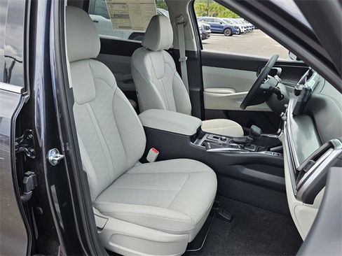 New 2025 Kia Sorento S w/ Panoramic Sunroof Package image 12