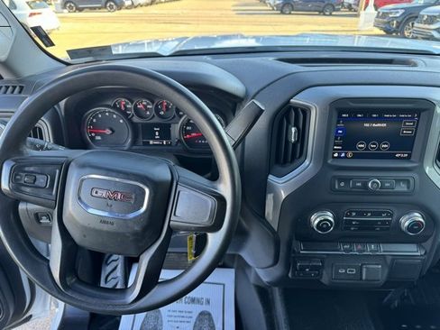 Used 2021 GMC Sierra 2500 4x4 Crew Cab w/ Convenience Package image 13