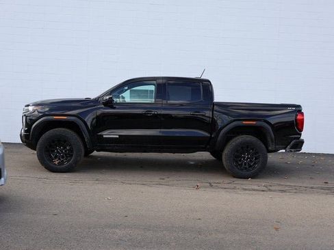 New 2026 GMC Canyon Elevation AWD/4WD image 3