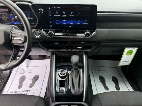 Used 2024 Chevrolet Colorado Trail Boss w/ Technology Package image 26