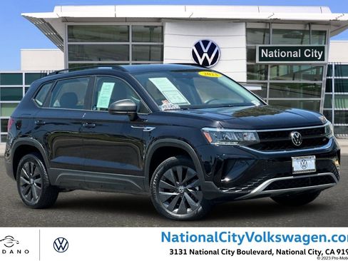Used 2023 Volkswagen Taos S w/ Driver Assistance Package FWD image 1