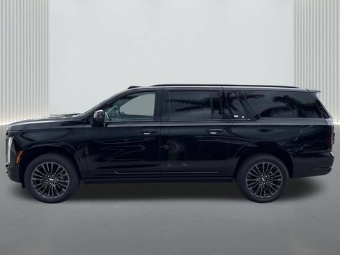 New 2026 Cadillac Escalade ESV Platinum Sport w/ LPO, Floor Liner Package AWD/4WD image 8